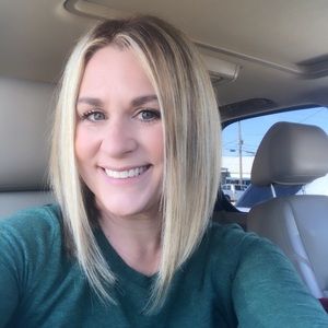 Meet your Posher, Angelle